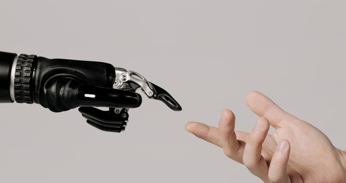 6. Human‑Computer Interaction with AI Neural Networks: The User Experience Revolution