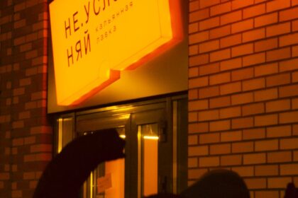 How One Late-Night Pivot Turned a Small Café into a Global Franchise Story