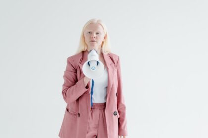 Leading with Influence: How Visionary Managers Inspire Peak Performance in Remote Teams