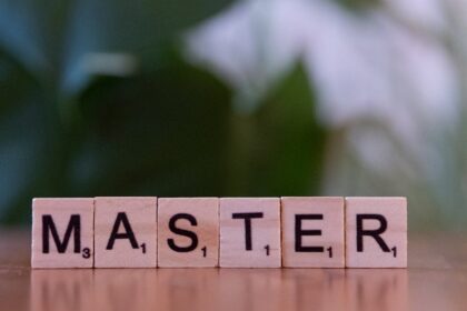 "Mastering the Long Game: Proven Tactics to Outmaneuver Competition and Secure Sustainable Growth"