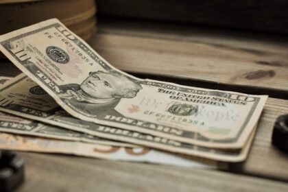 Unlock Hidden Income: 10 Unexpected Side Gigs That Pay More Than Your Day Job