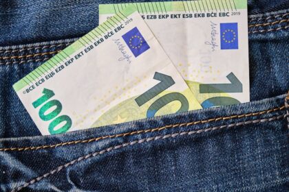 “Hidden Savings Hacks: 10 Everyday Tricks to Boost Your Wallet’s Health”