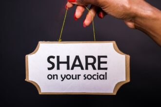How to Craft Viral Ad Campaigns That Turn Browsers into Loyal Fans