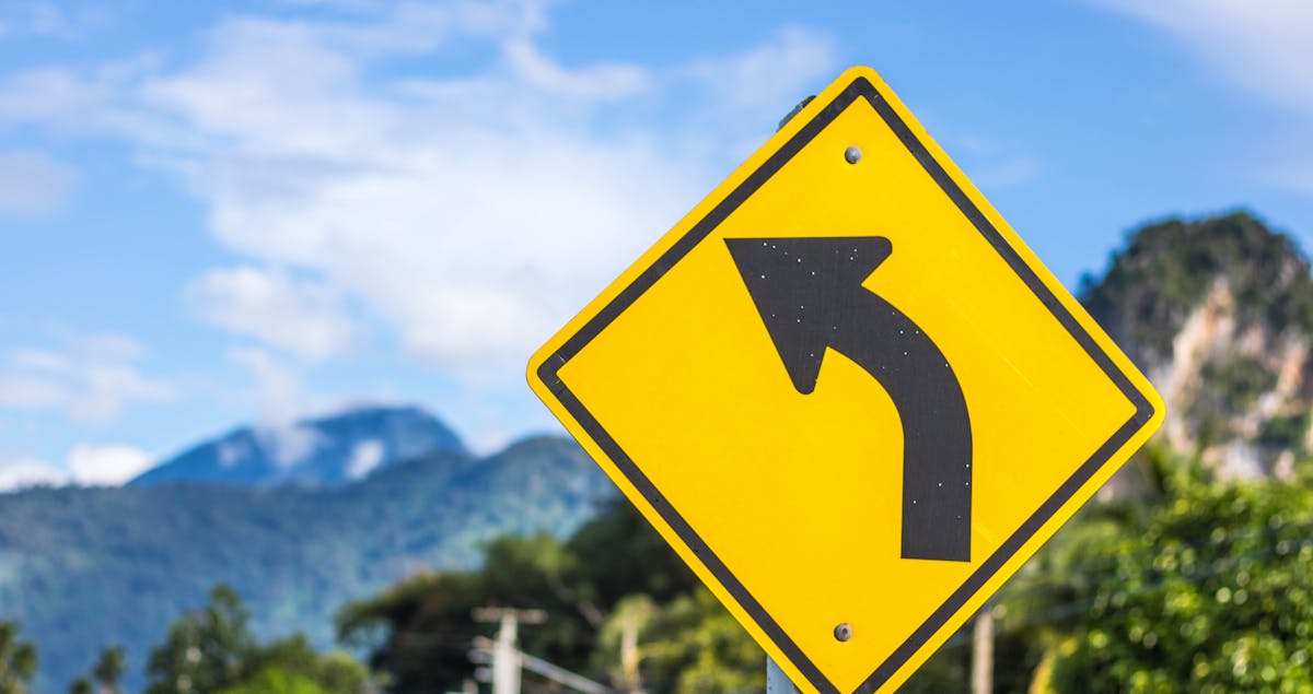 How to Turn a Side Hustle Into a Seven‑Figure Business in 2026