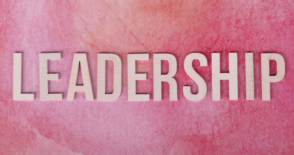 Leading the Charge: How Visionary Heuristics Drive Unstoppable Team Growth