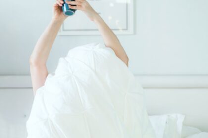 Master Your Morning: 7 Habits That Turn 5 Minutes into 5 Hours of Pure Productivity