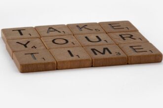 Turn Your Free Time Into Fortune: 5 Proven Side Hustles That Pay Big on a Tight Schedule