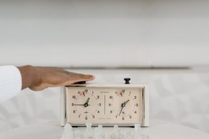 Turn Your Free Time into Fortune: The Ultimate Blueprint for a Profitable Side Gig​​