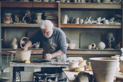 Turn Your Hobby Into a Payday: 12 Low‑Investment Side Hustles That Deliver High Returns in 2026