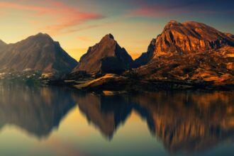 Unlock Peak Energy: 7 Daily Habits That Turbocharge Your Workflow